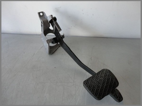 Mercedes Benz MB C208 CLK-Class Pedal Block Brake Pedal 2022901619