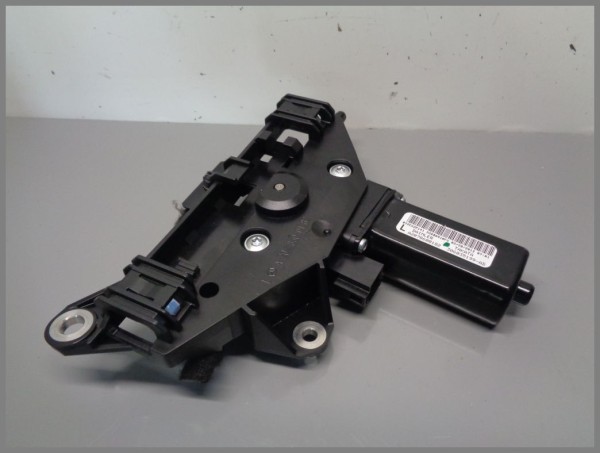 Mercedes A207 Gurtgeber Gurtbringer 2078600182 LINKS TAKATA Original
