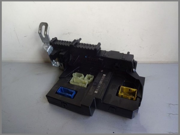 Mercedes W204 SAM Steuergerät Zentralsteuergerät 2045458201 HELLA 5DK009225-27