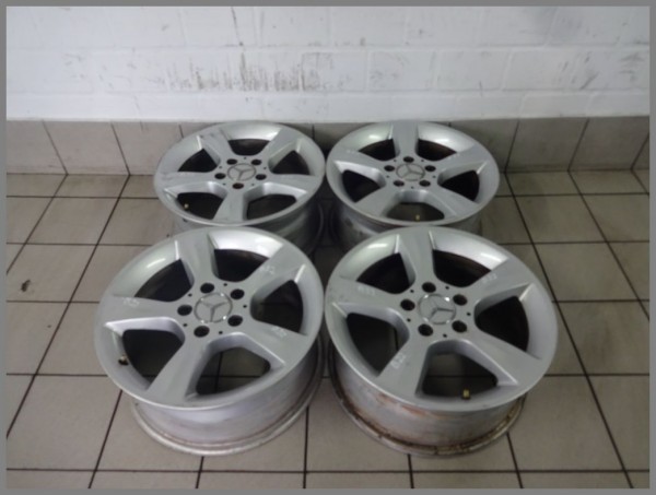 Mercedes W203 CL203 Alu wheels 7 x 16 ET31 Rims Original 2034012902 SET B22