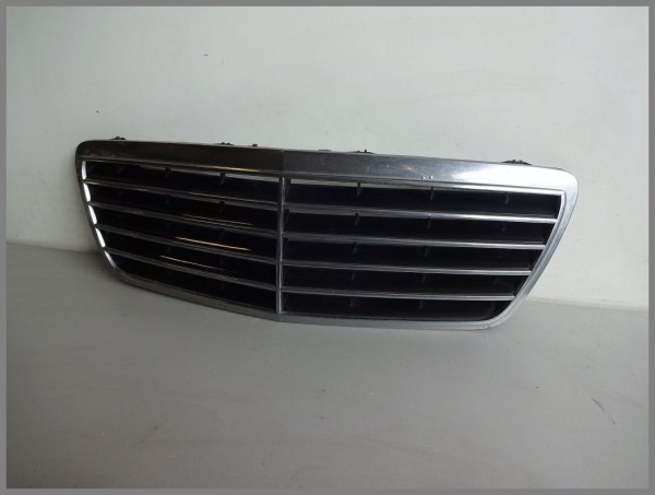 Mercedes Benz W210 front grille AVANTGARDE 2108800683 from 08/99