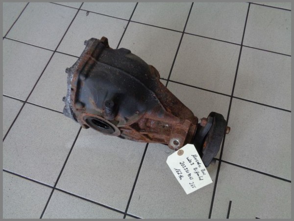 Mercedes Benz W203 CDI differential 162tkm 2.65 rear axle 2033509064