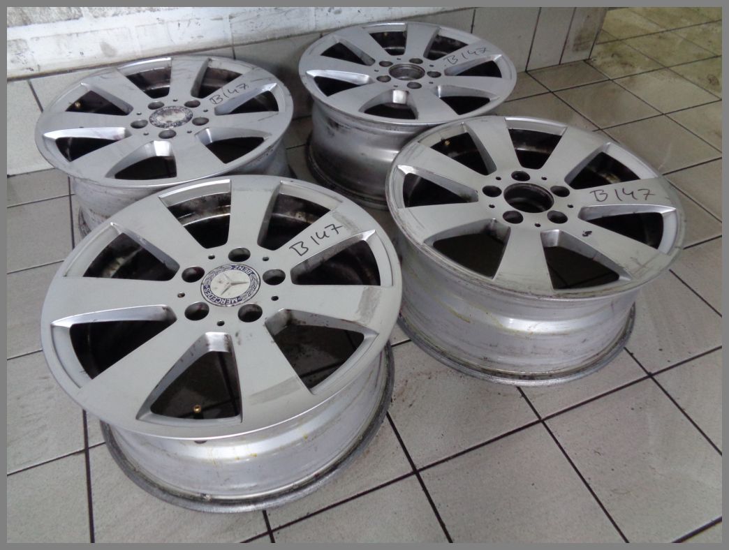 Mercedes Classe C w204 Jantes Alu 7 x 16 et43 a2044011102 4 Pièce Original A 701 * Mercedes Classe C w204 Jantes Alu 7 x 16 et43 a2044011102 4 Pièce Original A 701 *