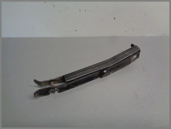 Mercedes Benz W251 Stoßstangenhanlterung Halterung 2518801214 Rechts Original