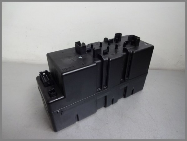 Mercedes Benz R230 ZV pump 2308000648 Central locking pump 0132006401