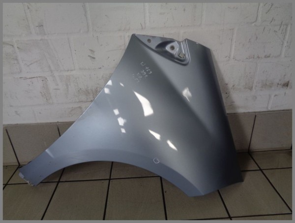 Mercedes Benz W169 Front Right Fender 391 horizon blue 1698810201 K63