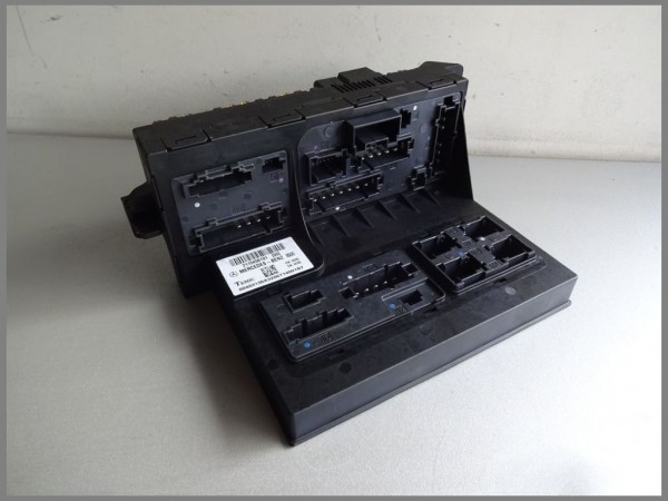 Mercedes Benz MB W211 E-Class SAM control unit 2115456101 TEMIC