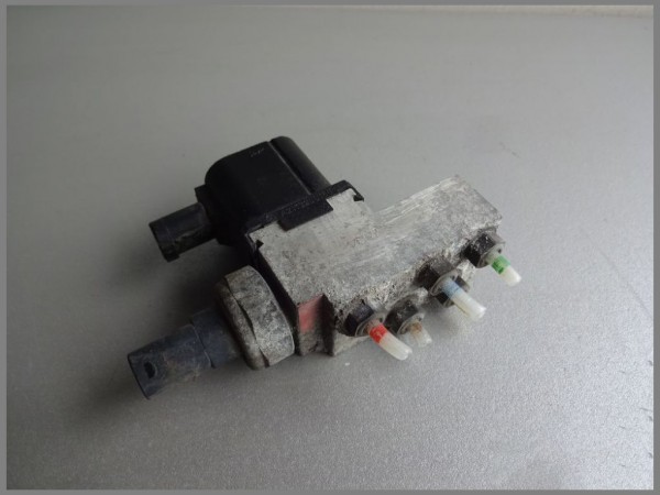 Mercedes Benz MB W211 C219 Regelventil Airmatic Ventil Luftfederung 2113200158