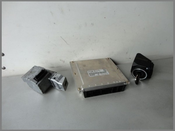Mercedes Benz MB W202 220CDI Motorsteuergerät Steuergerät 0001531379 0281010222