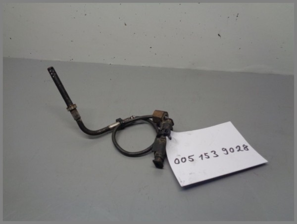 Mercedes W211 W219 OM642 320 CDI Abgastemperatursensor 0051539028 Original