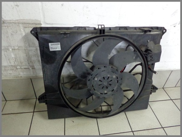 Mercedes Benz W164 W251 Lüftermotor Lüfterzarge Lüfter 1645000593 Original