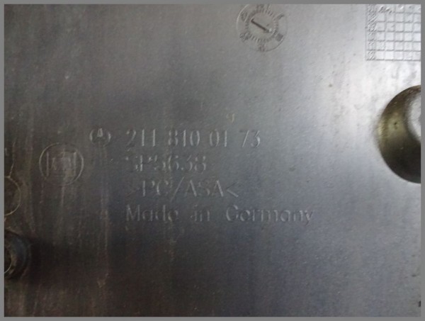 Mercedes Benz MB W211 tailgate cover license plate recess 568 2118100173 K32