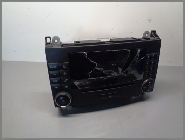 Mercedes W906 Sprinter Radio CD-Spieler MF2550 1698207589 Original Display defekt