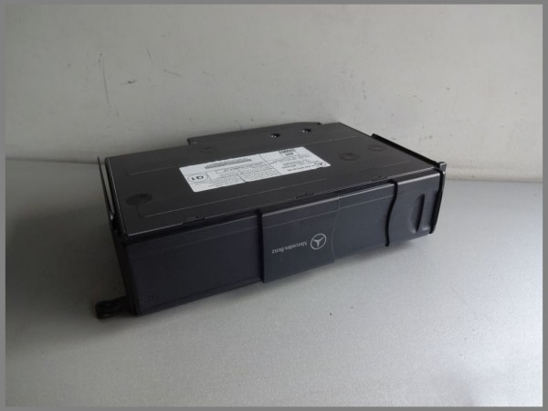 Mercedes Benz MB W209 W245 W169 CD Changer 6 compartment 2038703389 MC3520