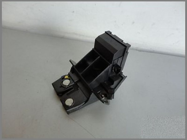 Mercedes Benz MB W203 Heckklappenschloss Heckklappe Schloss HINTEN 2037500184