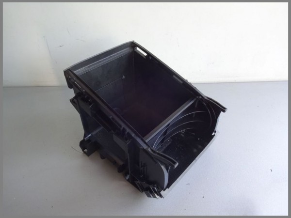 Mercedes Benz W219 CLS Ablagefach Mittelkonsole Staufach 2196800750 Original